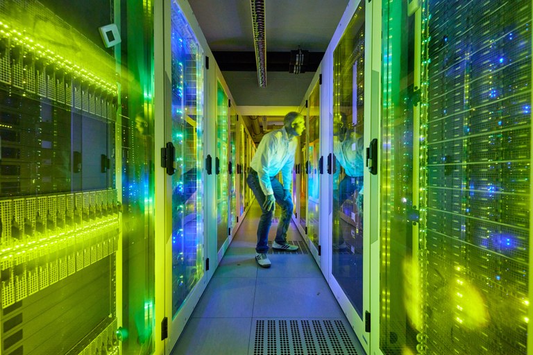 Serverraum des HRZ Serverraum des HRZ