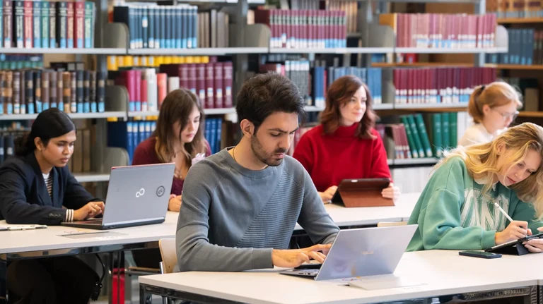 eExams in the reading room