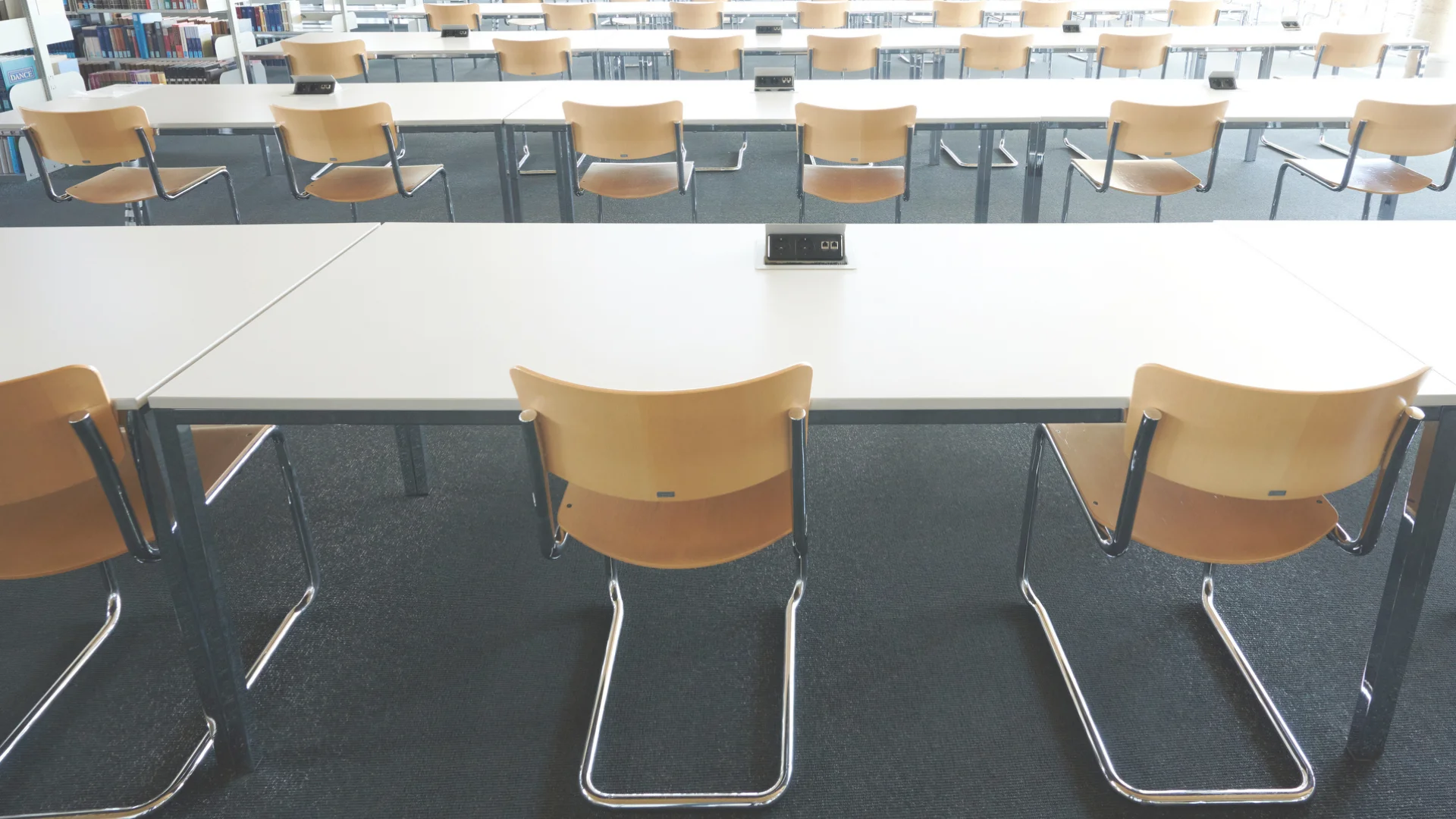 Workstation extensions in the reading room of the Main Library